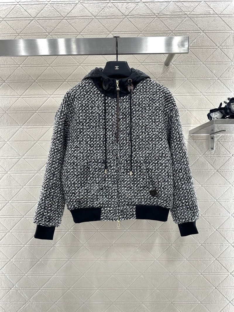 l0vis Vvtt0n outwear